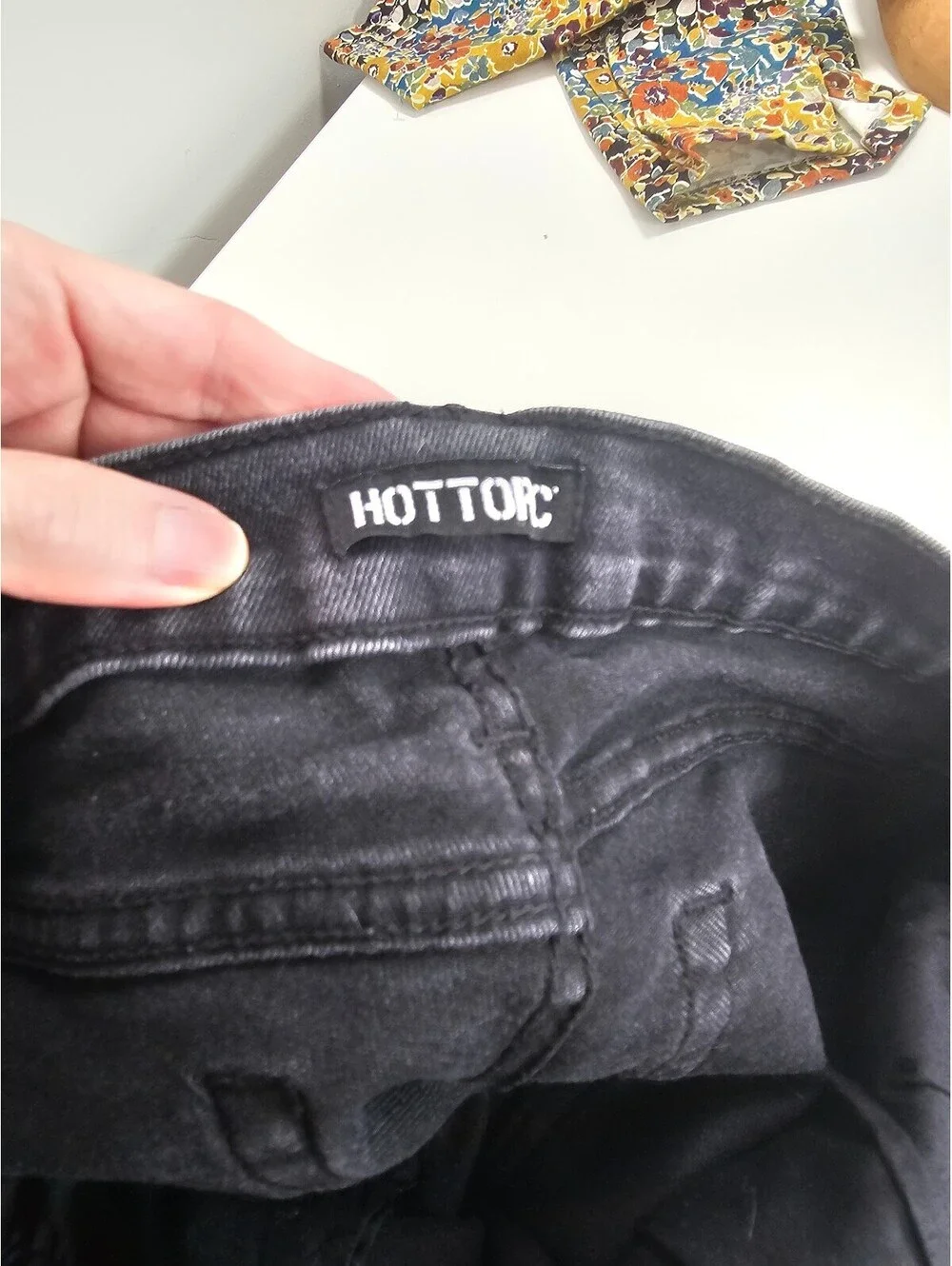 Hot Topic Black Skinny Jeans w/White Skull and Star Patchwork and Silver Zippers